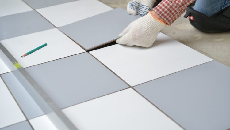 0205090001-1-Tiling-Work-Installation-shutterstock_196421168